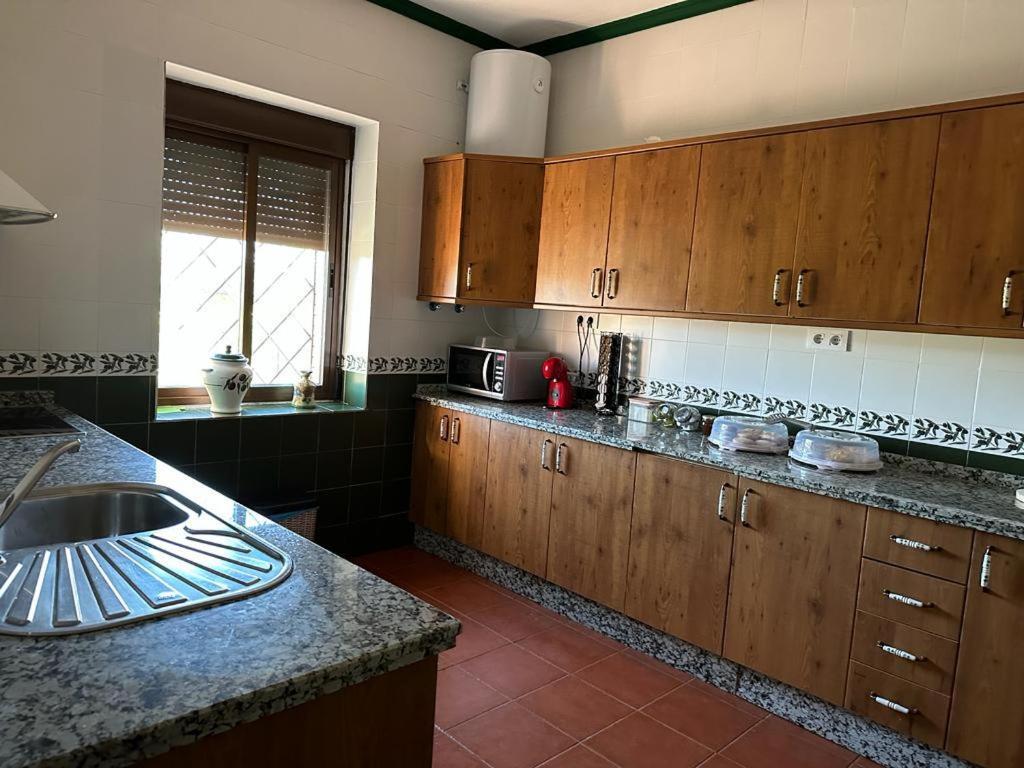La Casa Barata, Séjour à la campagne